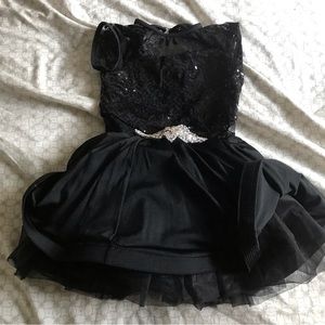 Girl’s dance costume
